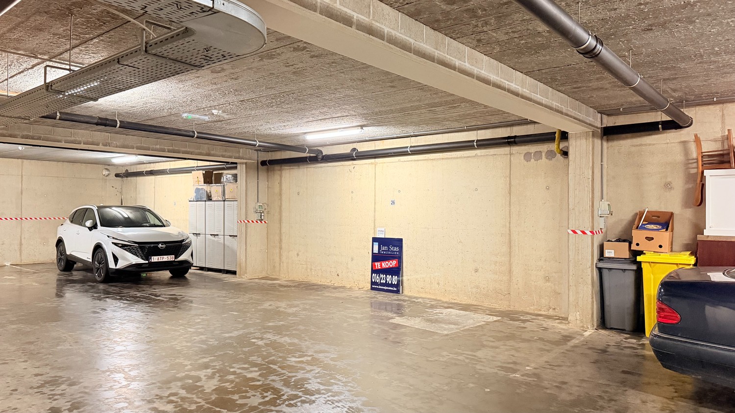 2 staanplaatsen beschikbaar: Veilig parkeren aan scherpe prijs - foto 1