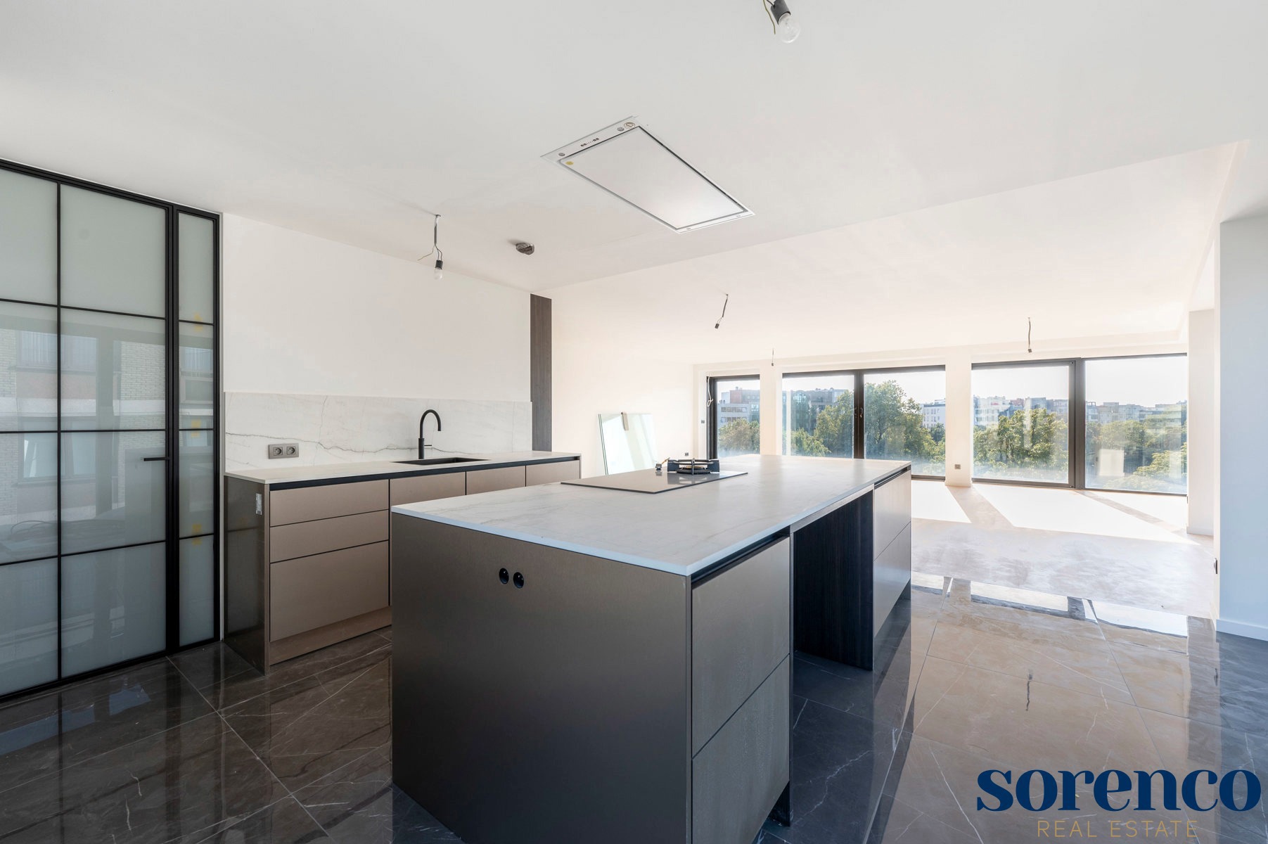 Uniek PENTHOUSE met fenomenaal dakterras in hartje Antwerpen - foto 1