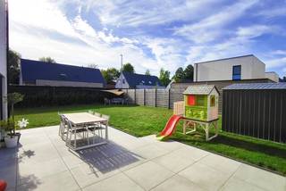 Recente alleenstaande BEN-woning uit 2022, volledig instapklaar, smaakvol afgewerkt en bovendien zonder toepassing van BTW. Deze moderne woning...