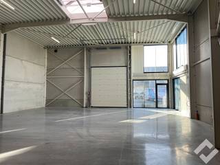 Commercial à louer à Pelt