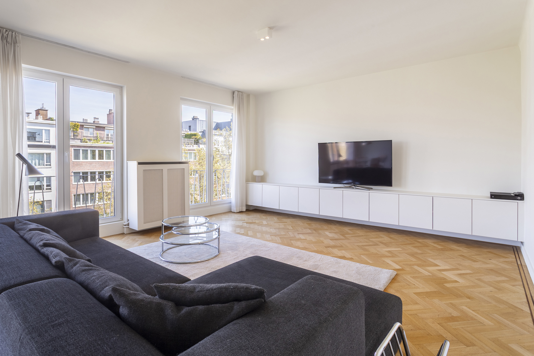 Ruim en lichtrijk appartement met terras op toplocatie! - foto 5