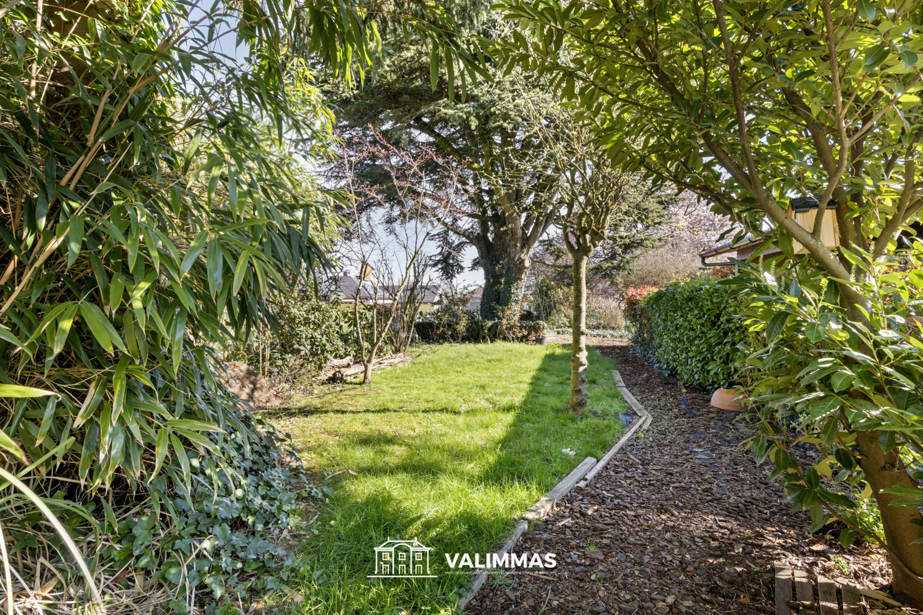 Ruime en stijlvolle rijwoning met garage en mooie tuin... - foto 4