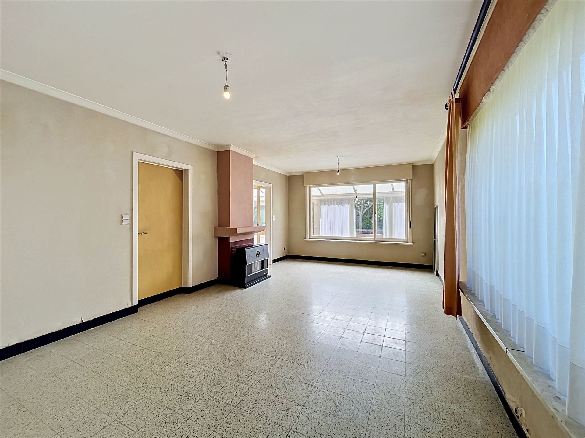 Halfopen bebouwing met garage - foto 4