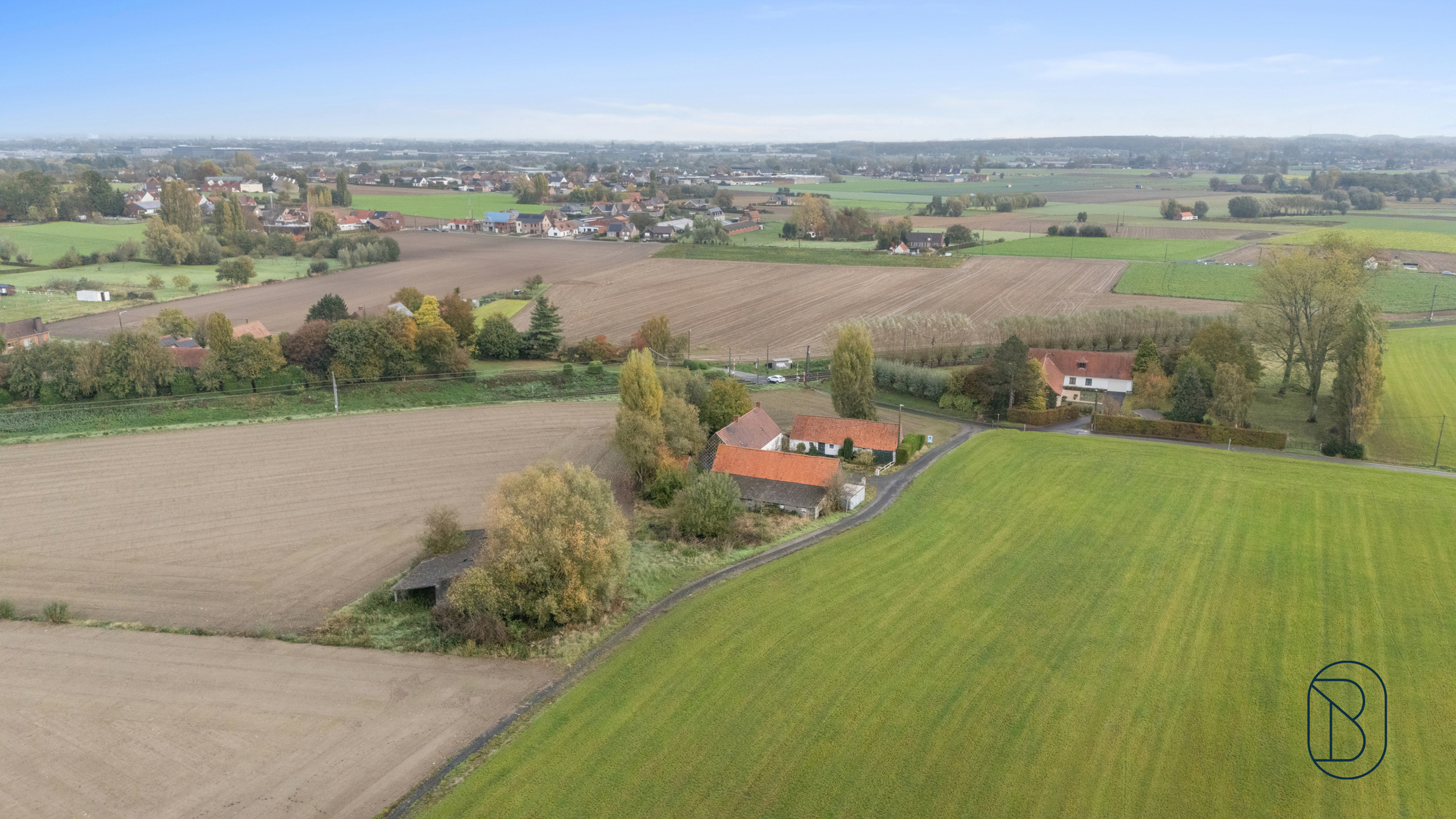 Mooi gelegen te renoveren/af te breken hoeve. - foto 5