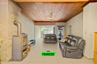 Ben je op zoek naar een ruime woning te koop in Assebroek, op een steenworp van Brugge? Deze rijwoning biedt een bewoonbare oppervlakte van...