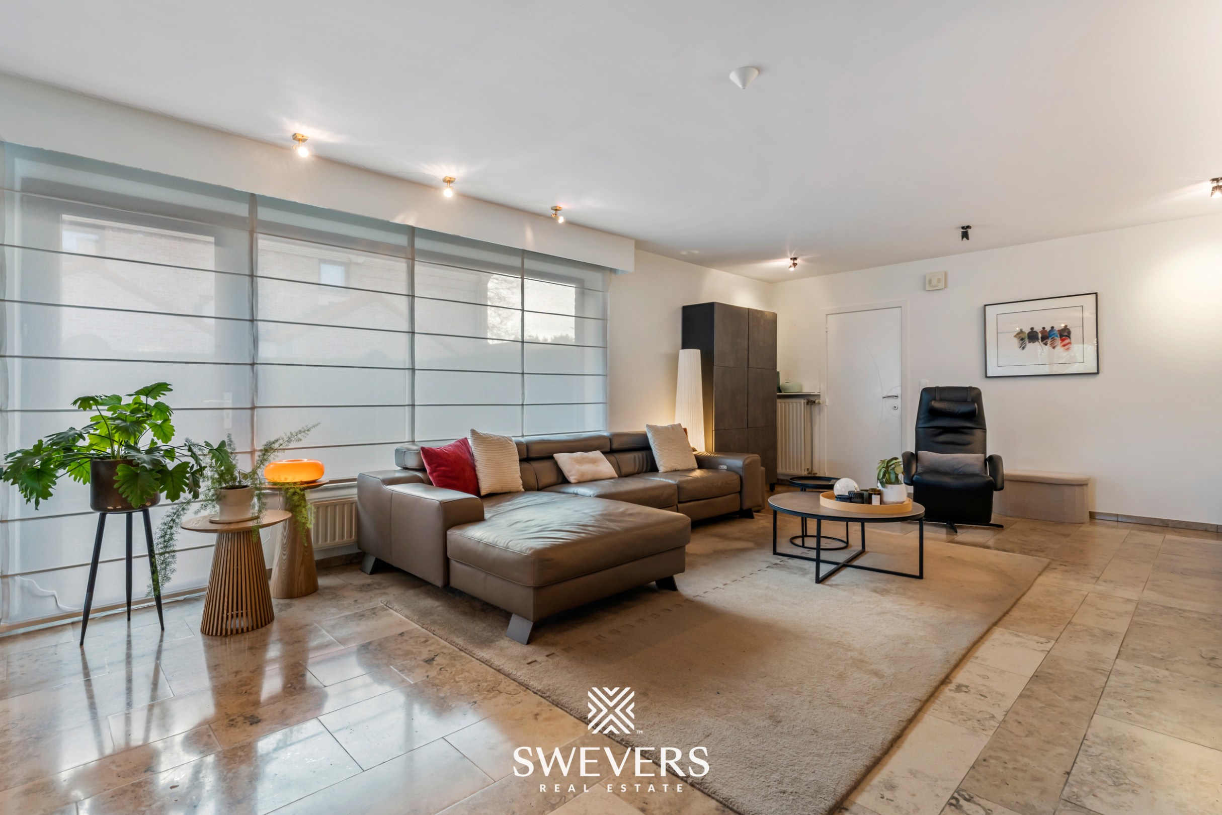 Uiterst verzorgde en lichtrijke woning op een rustige locatie in Heusden-Zolder - foto 2