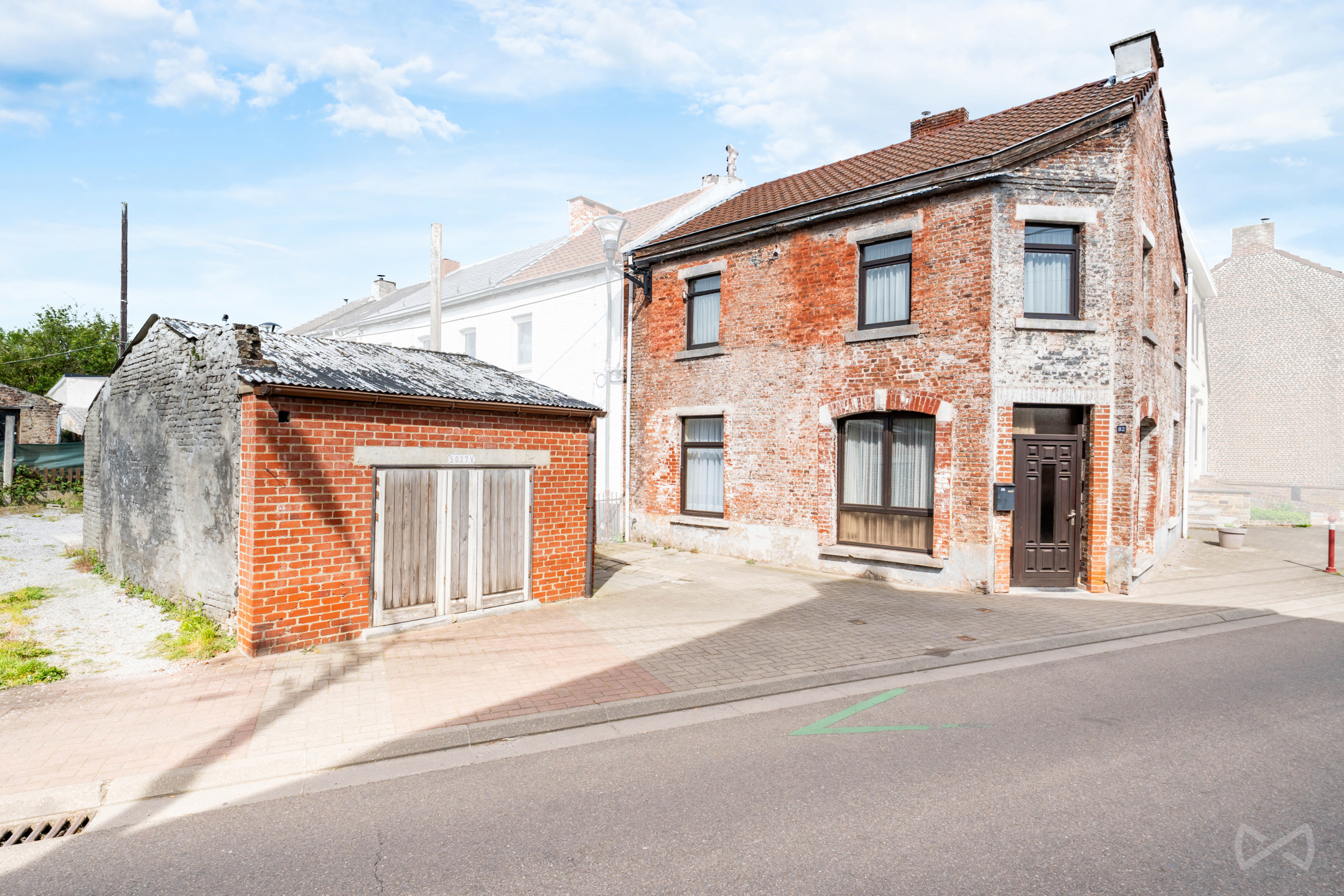 Huis te koop in Tamines met 3 slaapkamers - foto 1