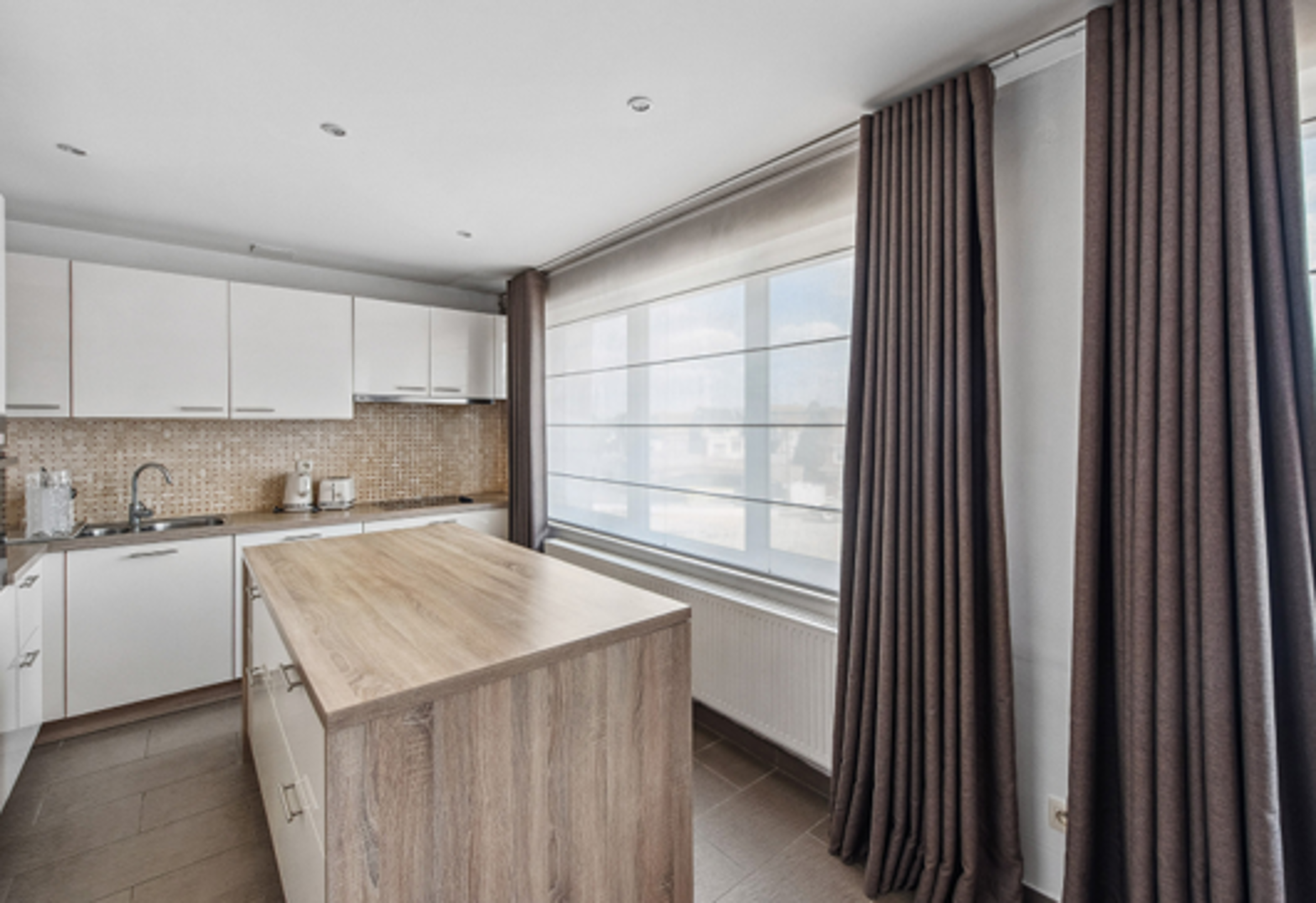 Gemengd gebouw met 8 units + parkings te koop - foto 5