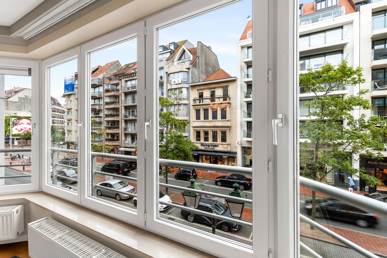 Appartement met 2 slaapkamers gelegen op de Lippenslaan. - foto 5