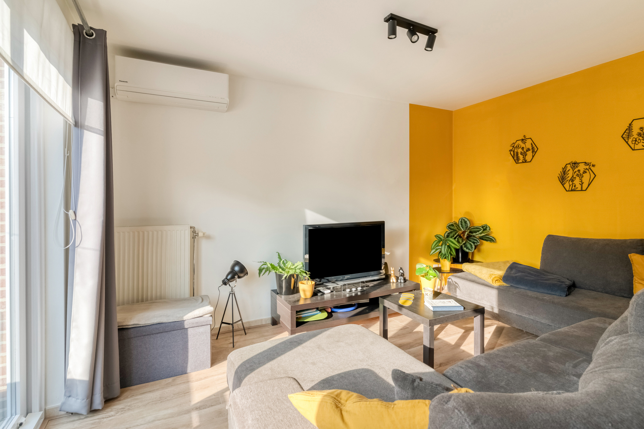 Lichtrijke en energiezuinige woning met 3 slpk, garage en tuin - foto 4