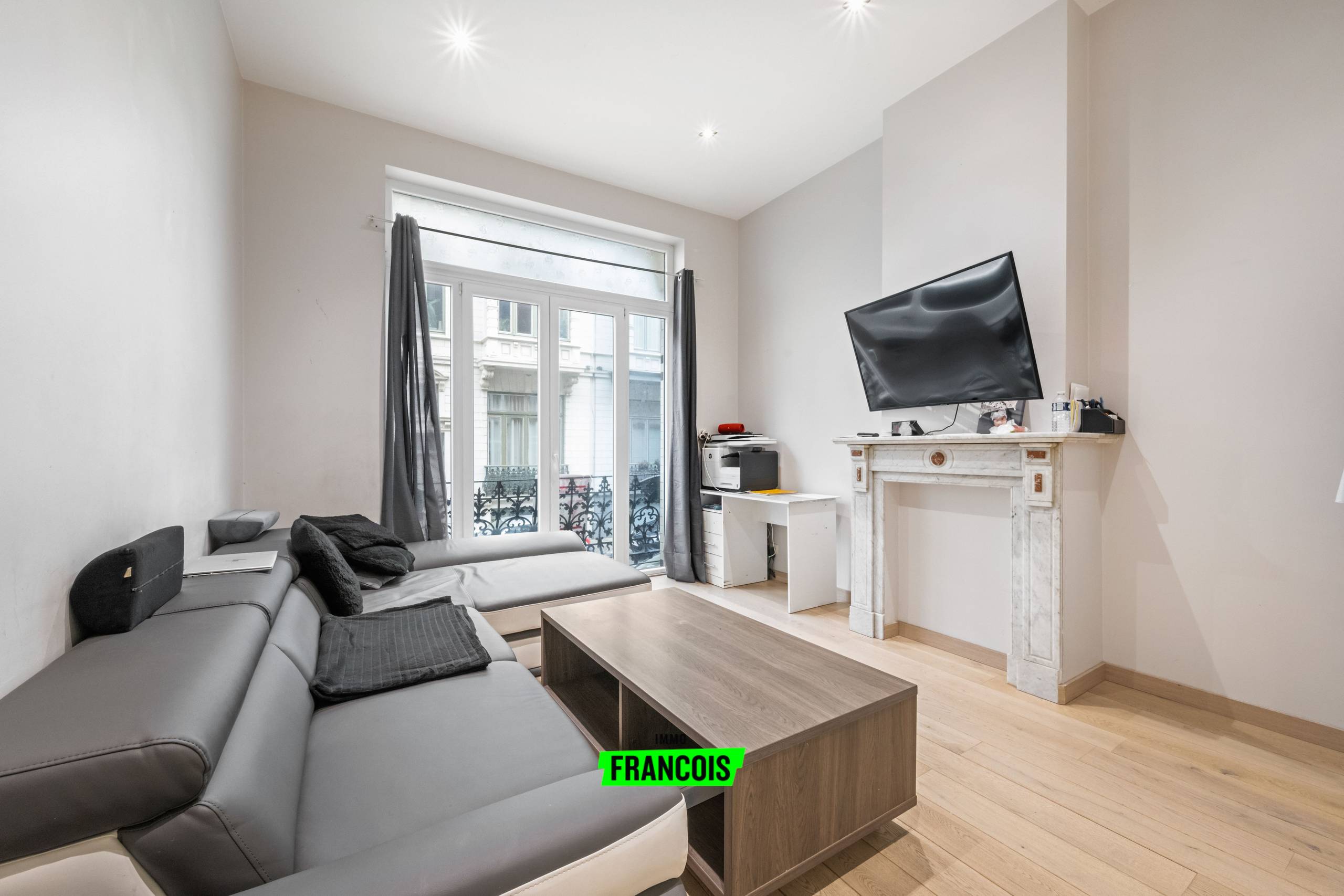 Gerenoveerd appartement in Belle Epoquewijk te Oostende (momenteel verhuurd) - foto 3