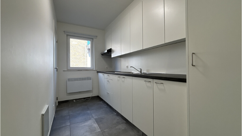 Vernieuwd 1-slaapkamerappartment te huur in Sint-Michiels Brugge - foto 4