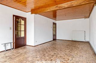 Surprisingly spacious family home with 3 bedrooms and spacious attic, conveniently located in Putte. This handsome property has been maintained with...