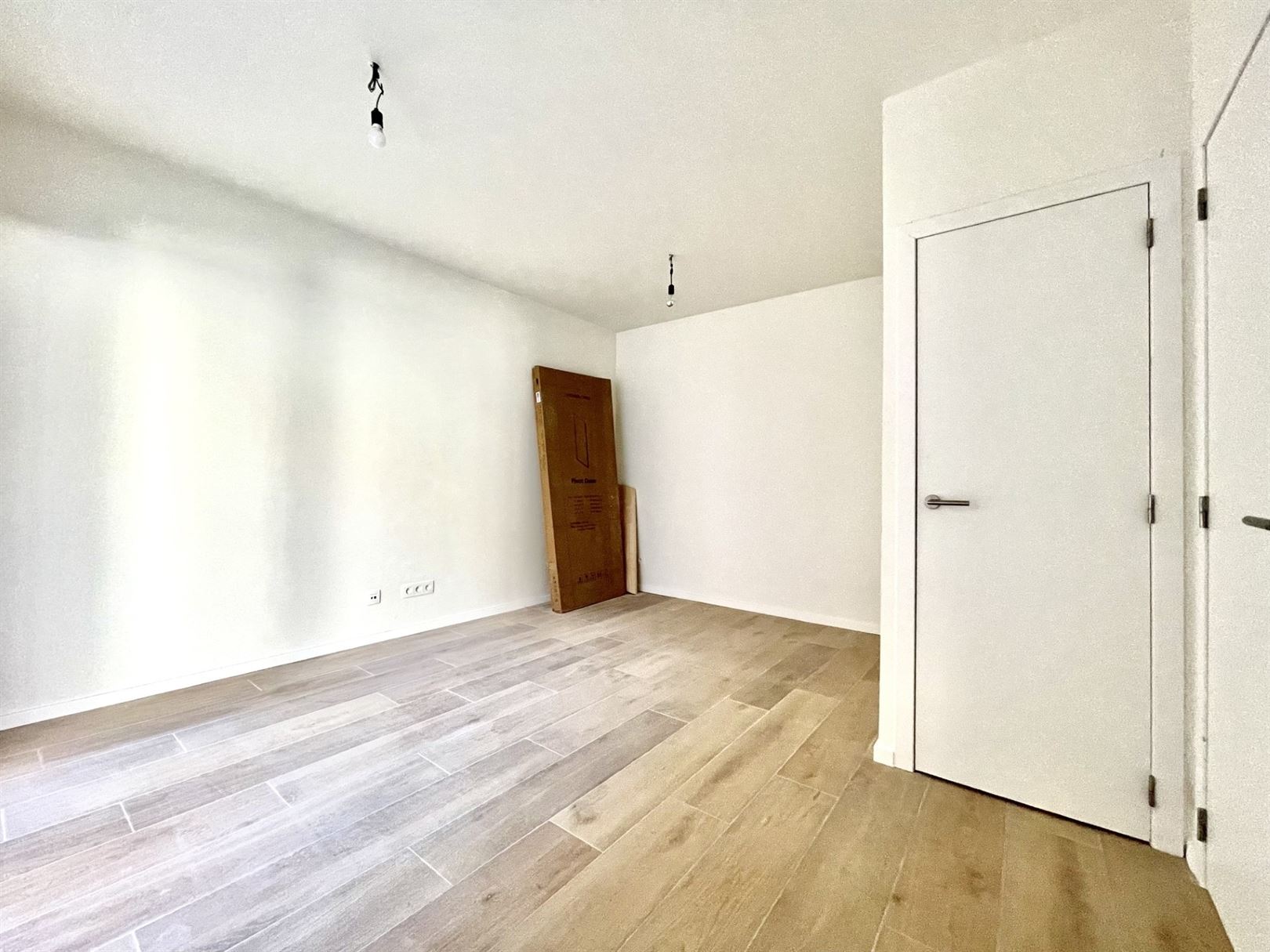 CO-WONEN => HALF-OPEN STADSWONING 3SLK + 2 BADK + PRIVÉ TERRAS EN PLEIN  - foto 5