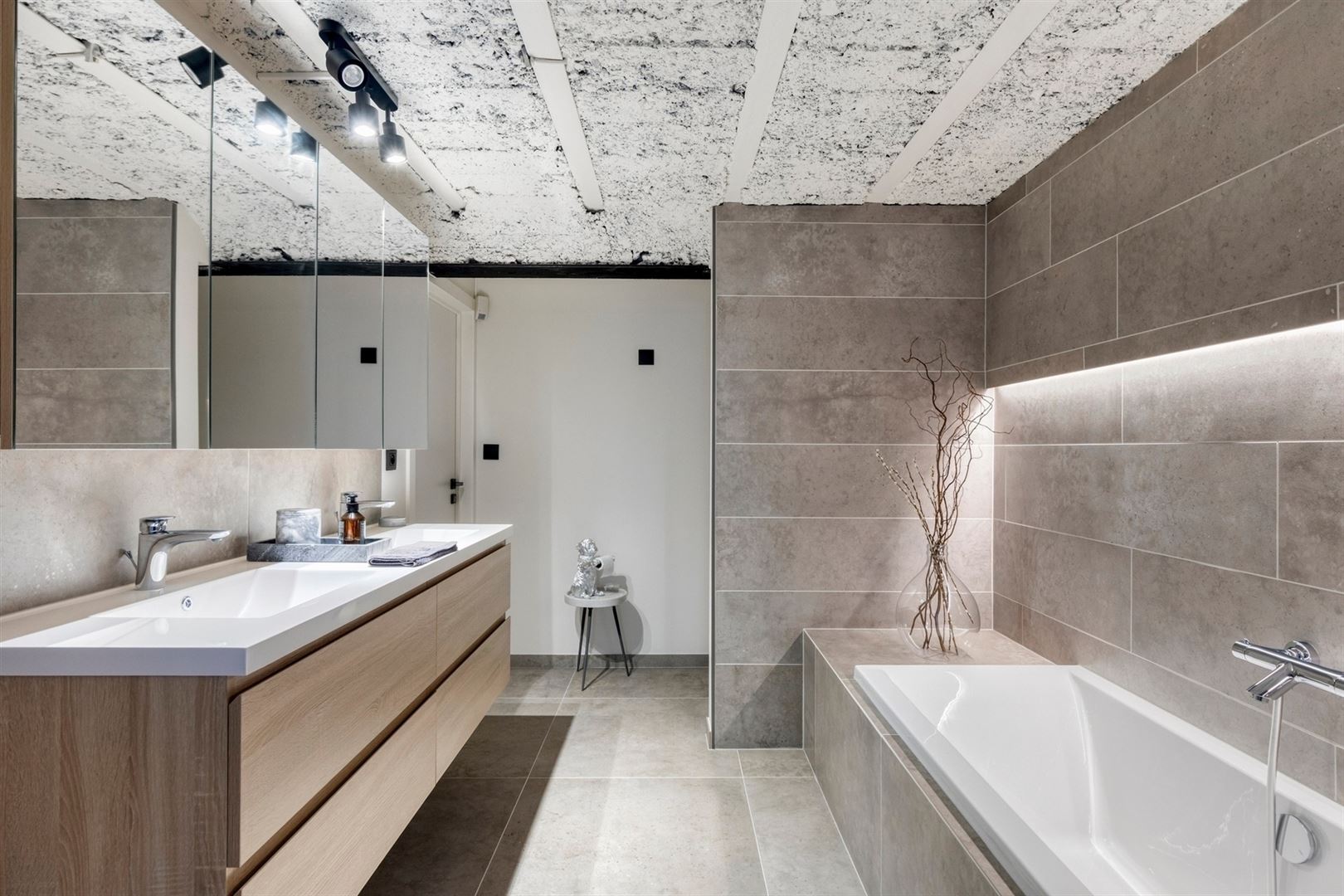 Prachtig afgewerkte loft met 3 slaapkamers - foto 5