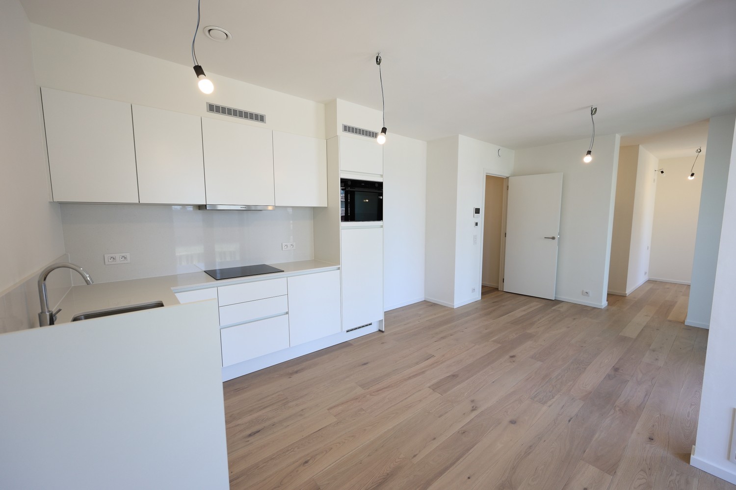 Nieuwbouw appartement met 1 slaapkamer, zonnig terras & lateraal zeezicht te Mariakerke-Oostende ! - foto 3
