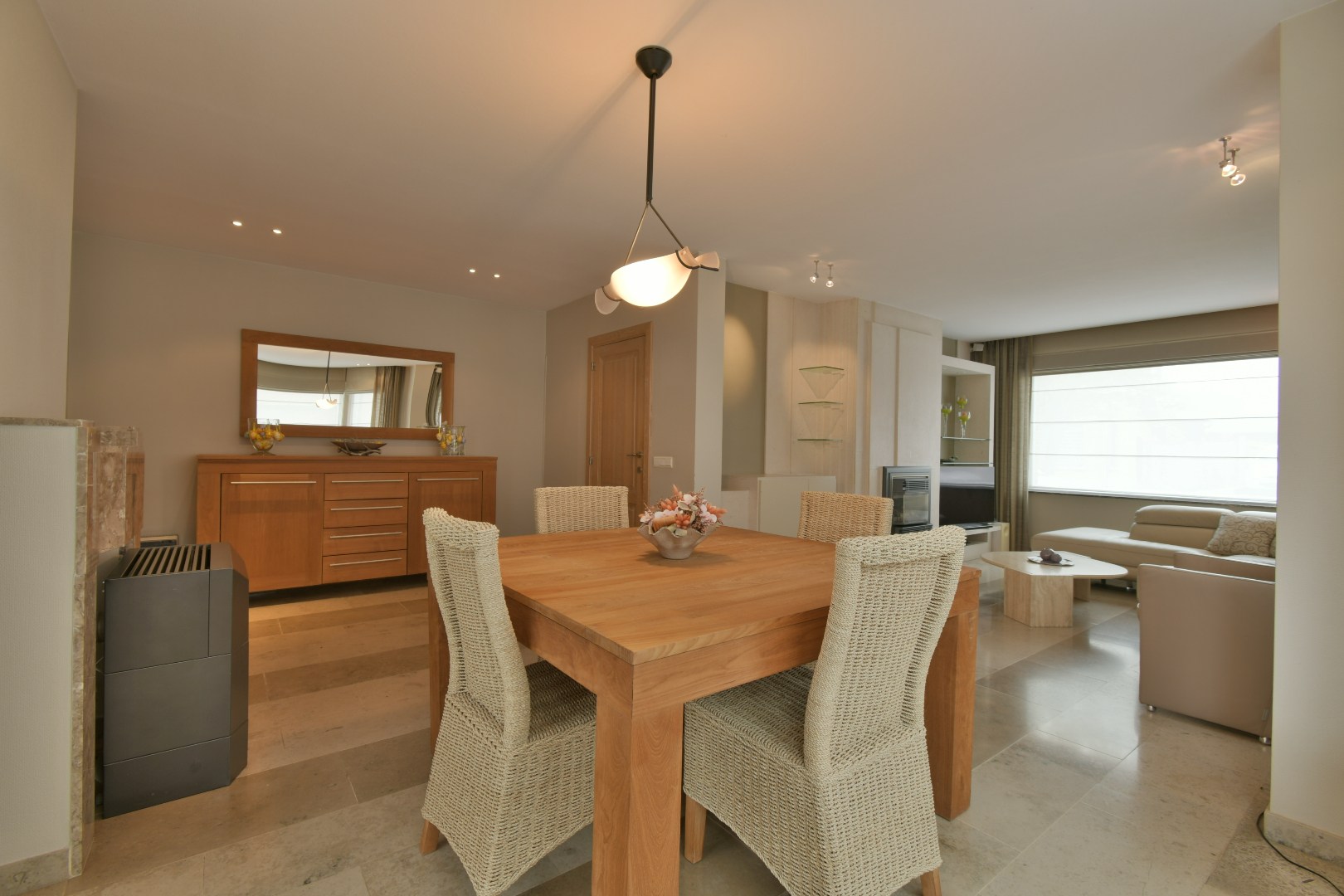 Gezellige woning nabij het centrum van Staden! - foto 4