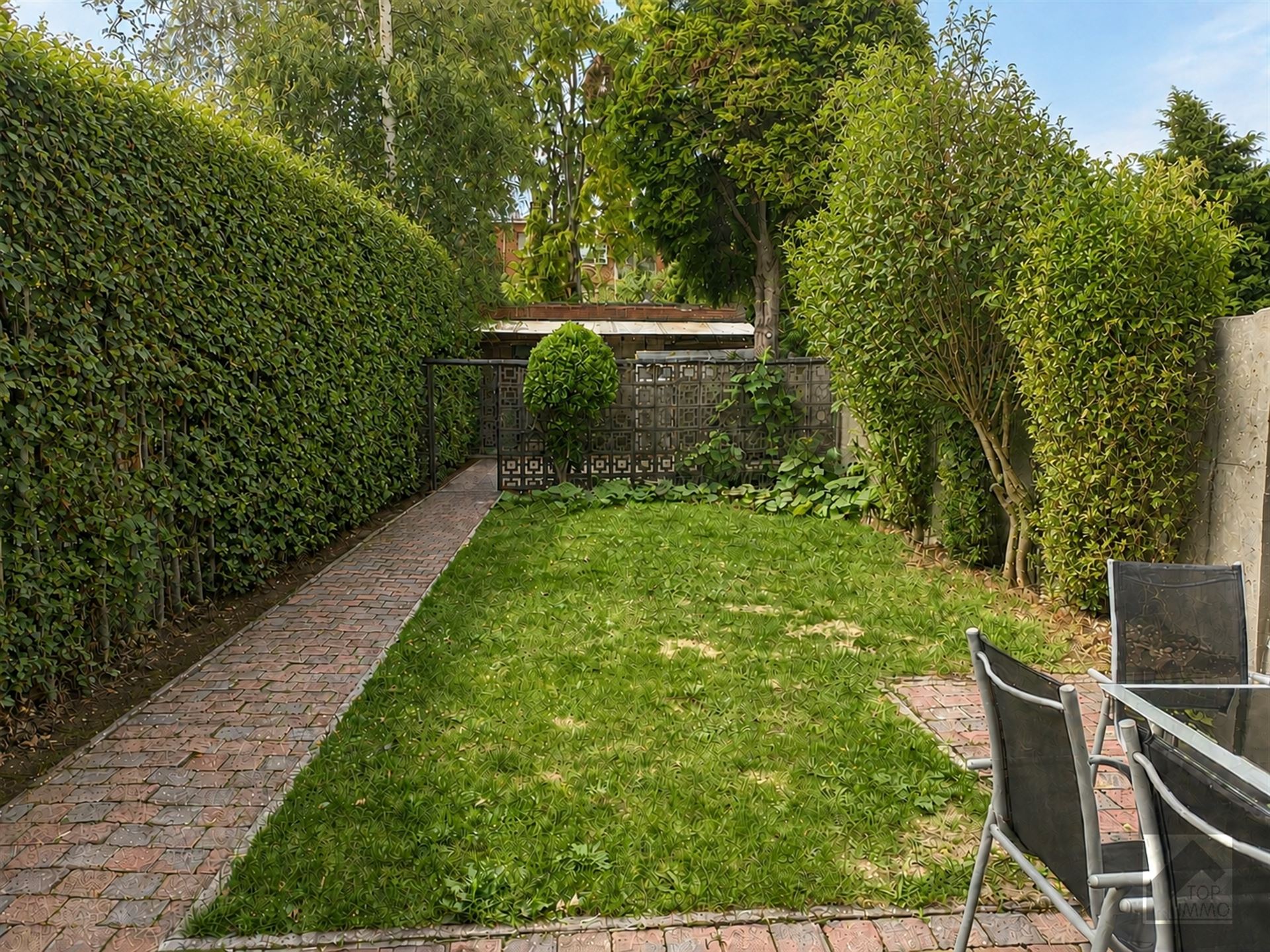 Deurne - ruime bel-étage met 4 slk en tuin - foto 4