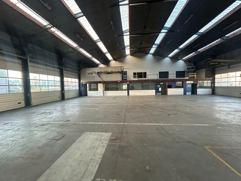 Ruime werkplaats / atelier met kantoren op topligging nabij UZ Gent - foto 5