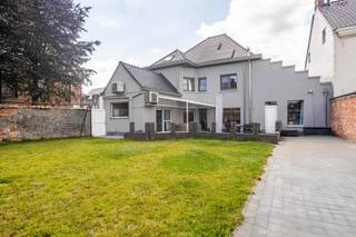 Instapklare woning met tuin, terras en ruimte voor hobby of praktijkIn het charmante Aspelare bevindt zich deze instapklare gezinswoning op een...