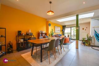 Charming starter home with cozy garden in the heart of Muizen Behind this lively facade in the heart of Muizen lies a surprisingly spacious and fully...