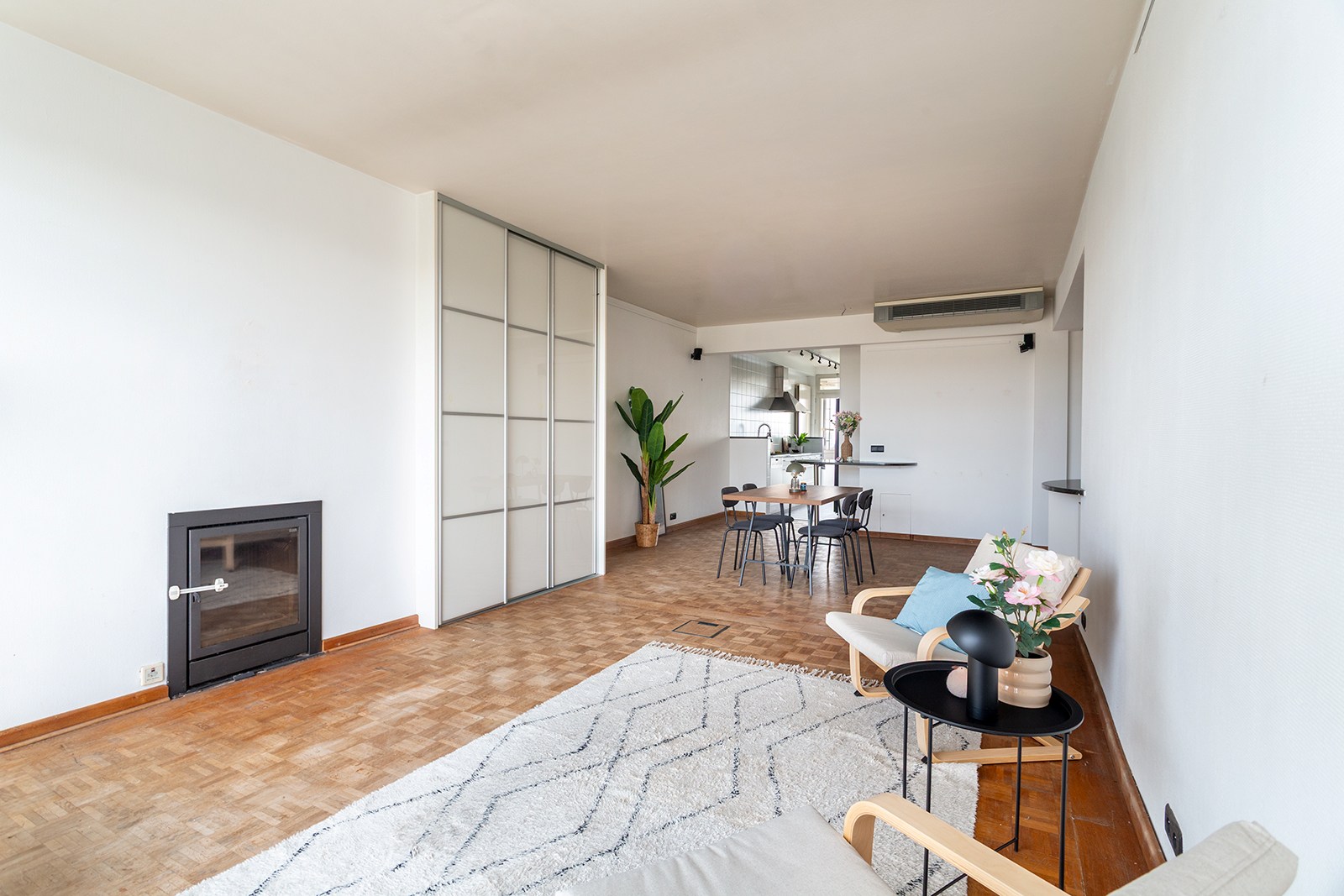 Appartement met twee slaapkamers op 10de verdieping - foto 4