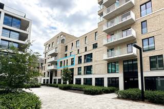Modern nieuwbouwappartement te koop in Roeselare met gunstige oriëntatie.6 % is mogelijk bij aankoop van een nieuwbouwwoning onder bepaalde...