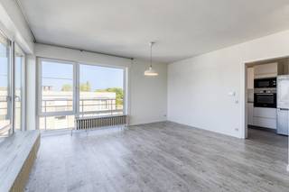 Ruim appartement (107 m²) met 3 slaapkamers en garage, is gelegen op gegeerde locatie te Sint-Andries, vlakbij centrum Brugge, centrale ligging...