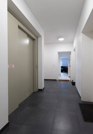 Ruim en lichtrijk appartement met 3 slaapkamers en terrasOp de tweede verdieping van een welonderhouden residentie, bevindt zich dit aangename...