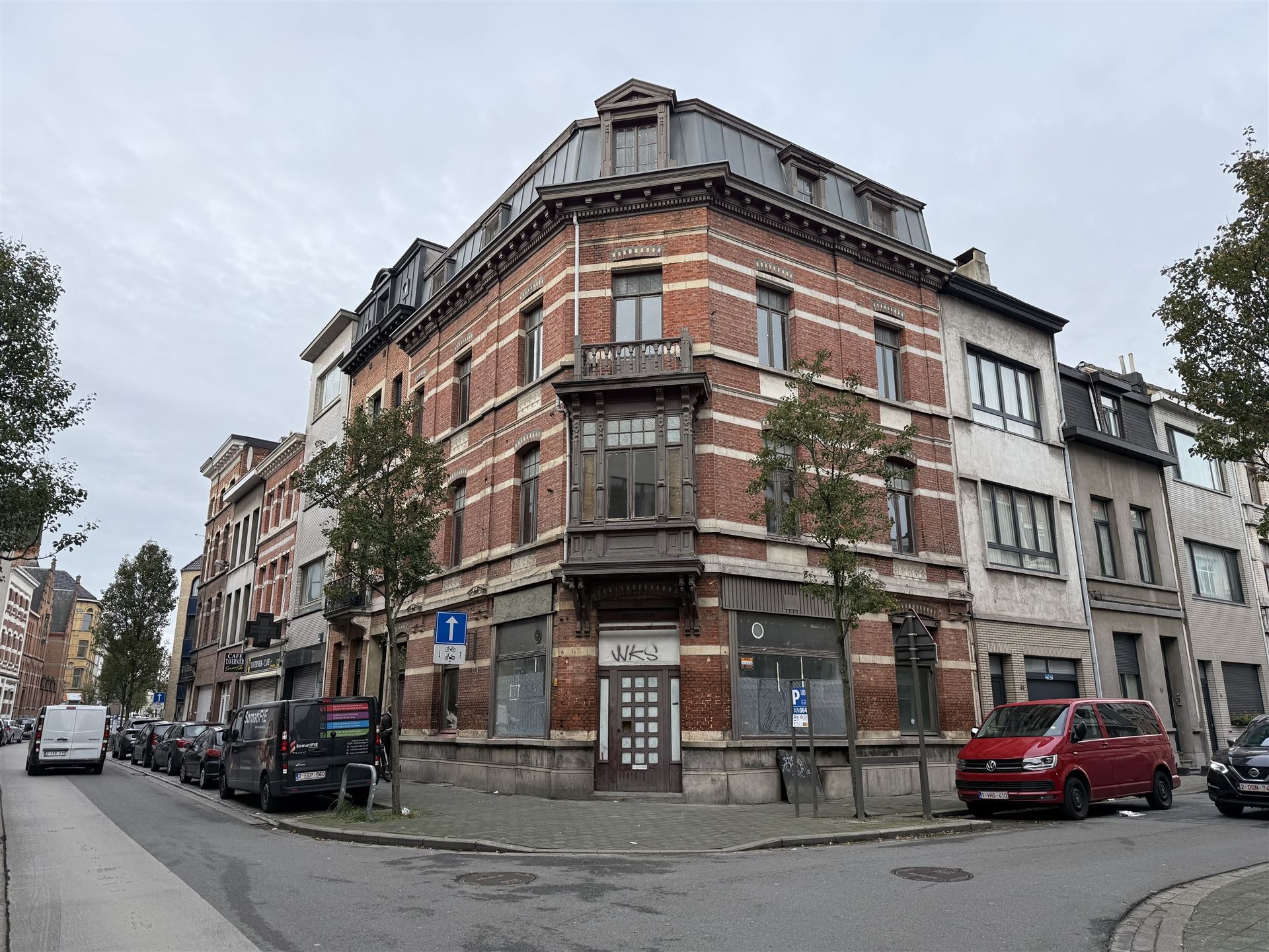 Woning opgesplitst in 4 units met veel potentieel - foto 1