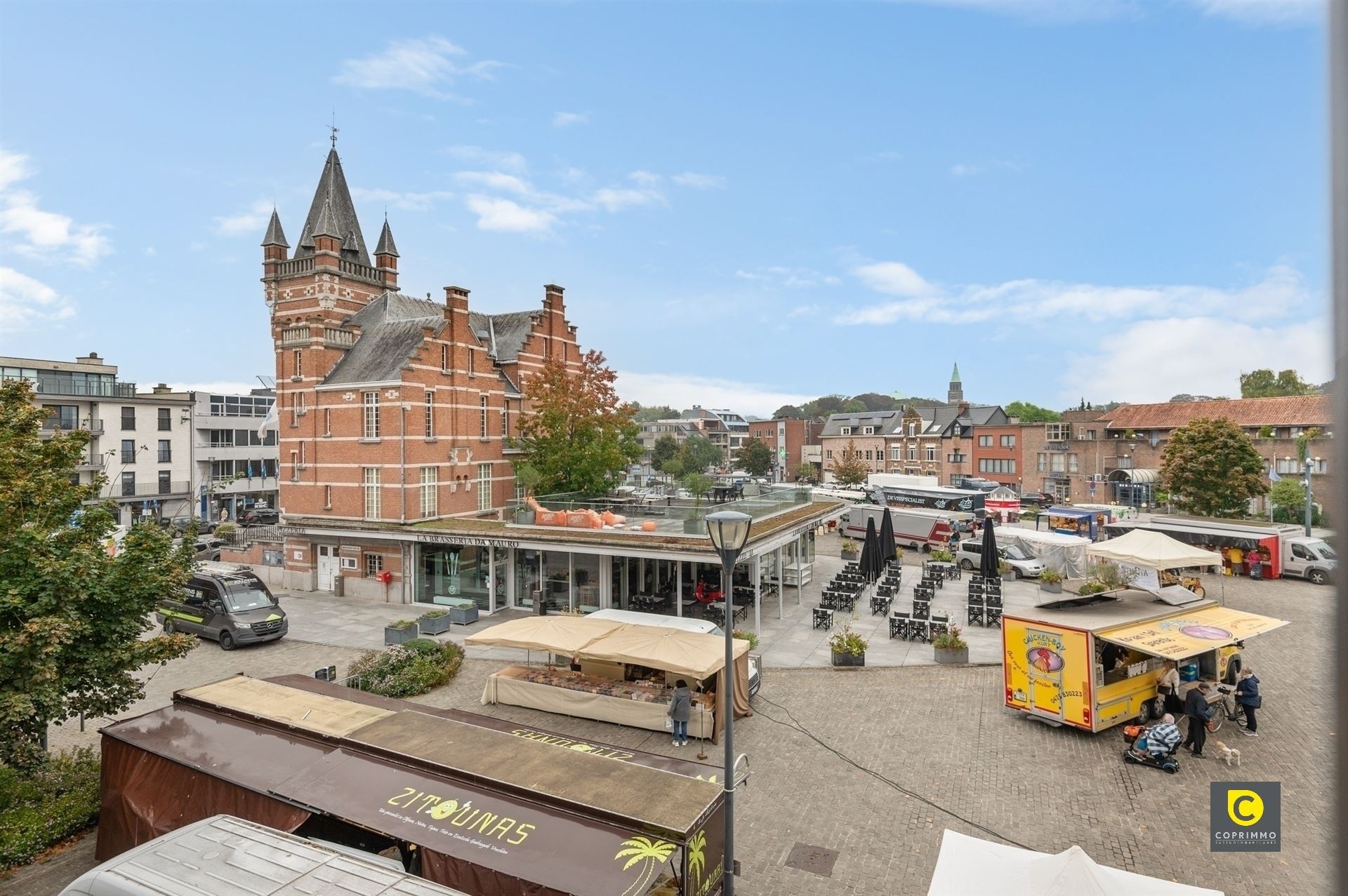 Handelsgelijksvloers met duplex appartement - foto 3