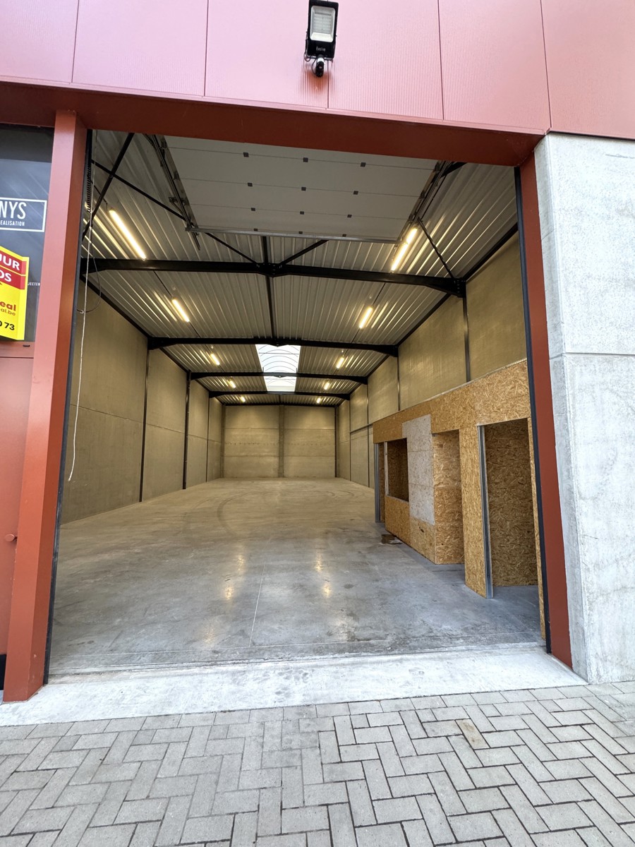 Prachtige loods/KMO-unit (292 m²) met centrale ligging te Kortrijk - foto 5