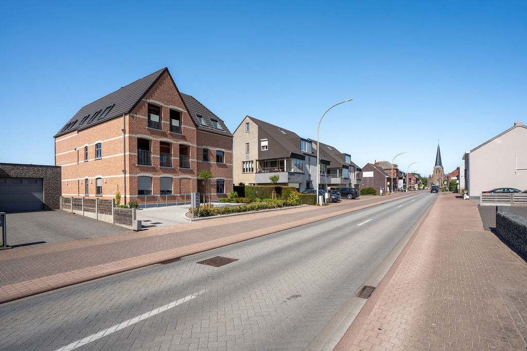 LUXUEUS BEN-PENTHOUSE (135,35 m²) met 3 slaapkamers, overdekt terras en garage.  - foto 2