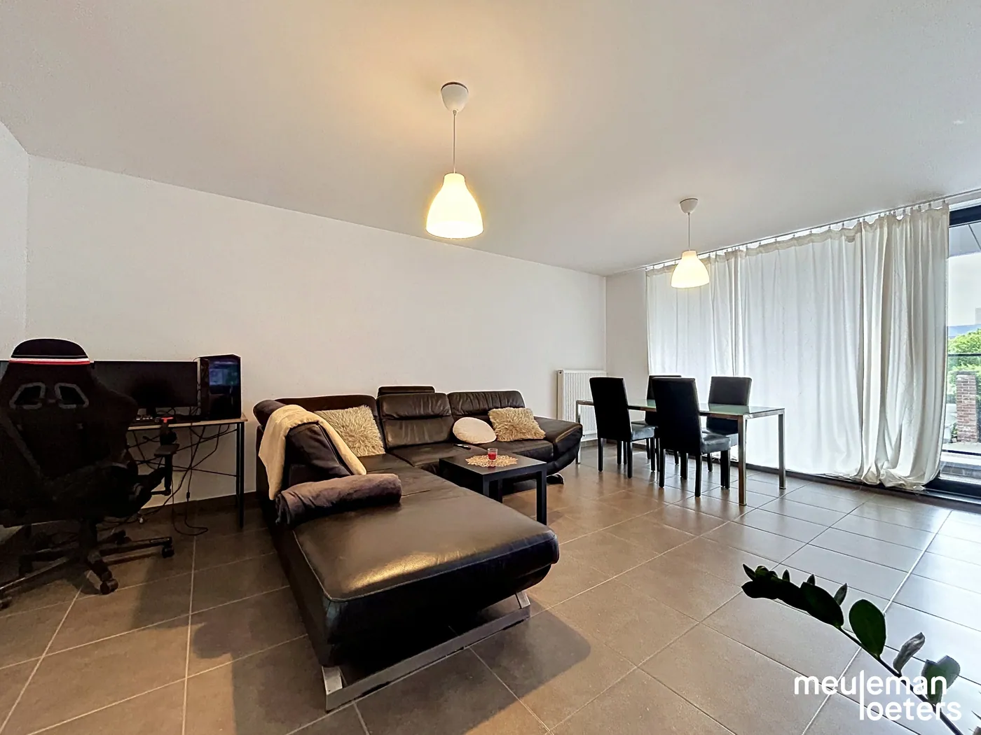 Ruim appartement met één slaapkamer - foto 4