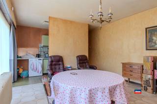 HOBOKEN | (TO BE REFRESHED) ONE BEDROOM APARTMENT WITH SUNNY TERRACE LOCATED ON THE FIFTH FLOOR OF BUILDING WITH ELEVATOR | EPC B |Layout as follows...
