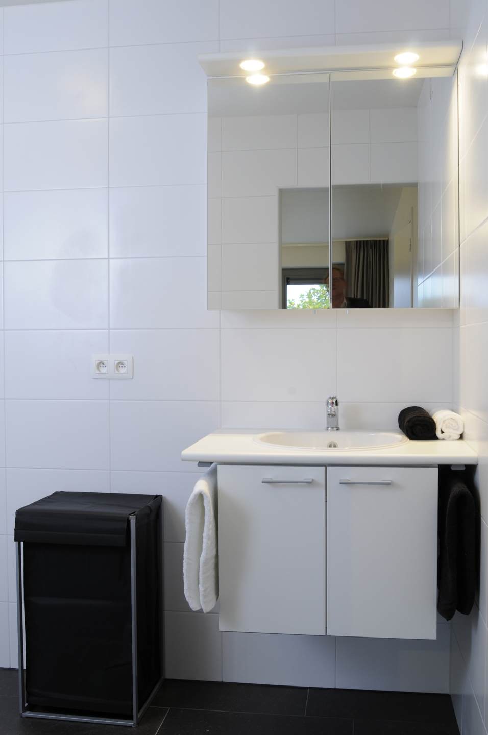 Appartement met 1 slaapkamer, volledig gemeubeld - foto 5