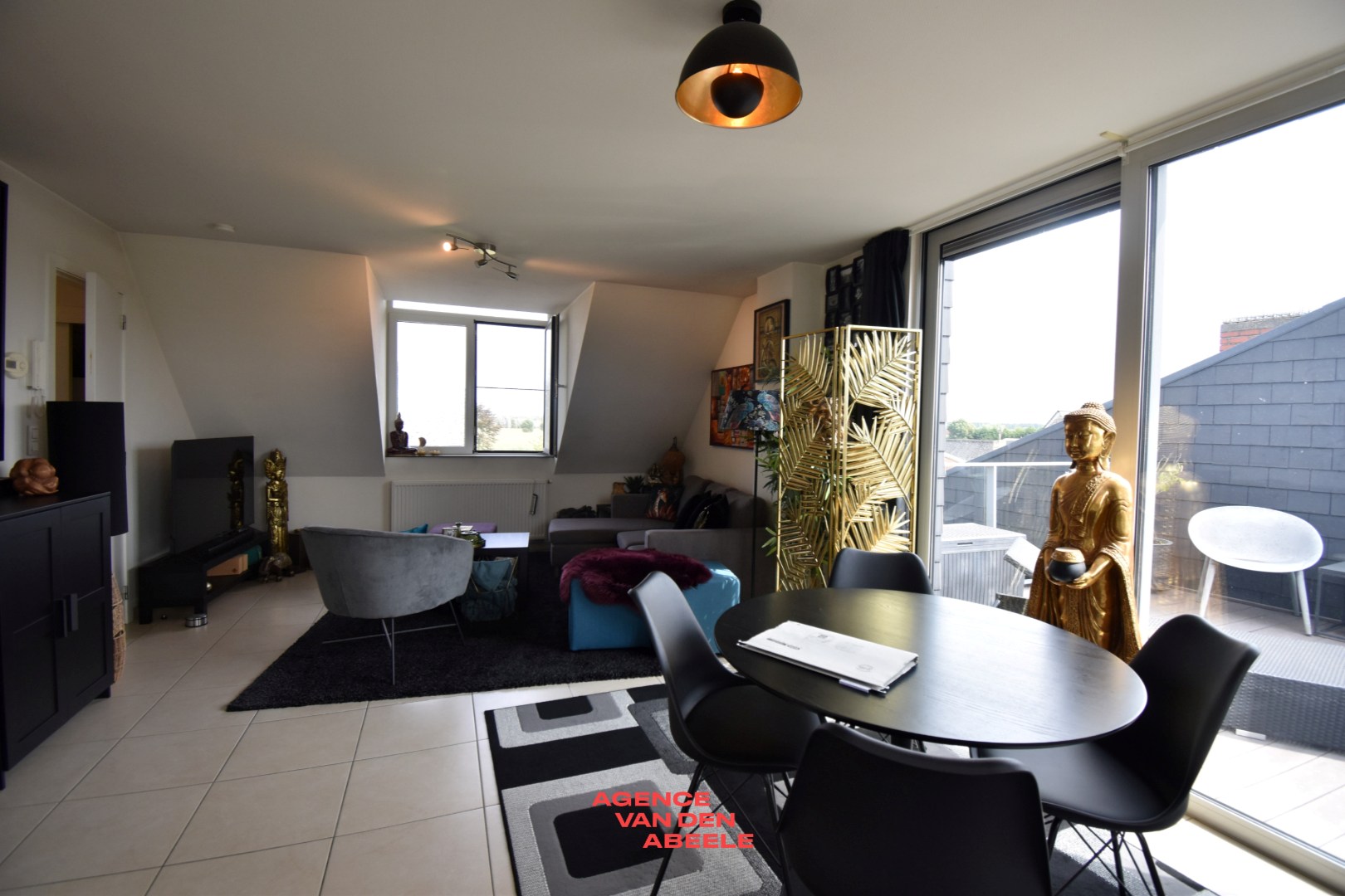 Appartement à vendre à Oostkamp avec 11 chambres - photo 3