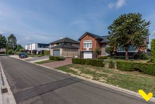 Instapklare woning met 3 slaapkamers, mooie tuin en vlotte verbinding naar E313 – Paal (Beringen)Bent u op zoek naar een verzorgde gezinswoning op...