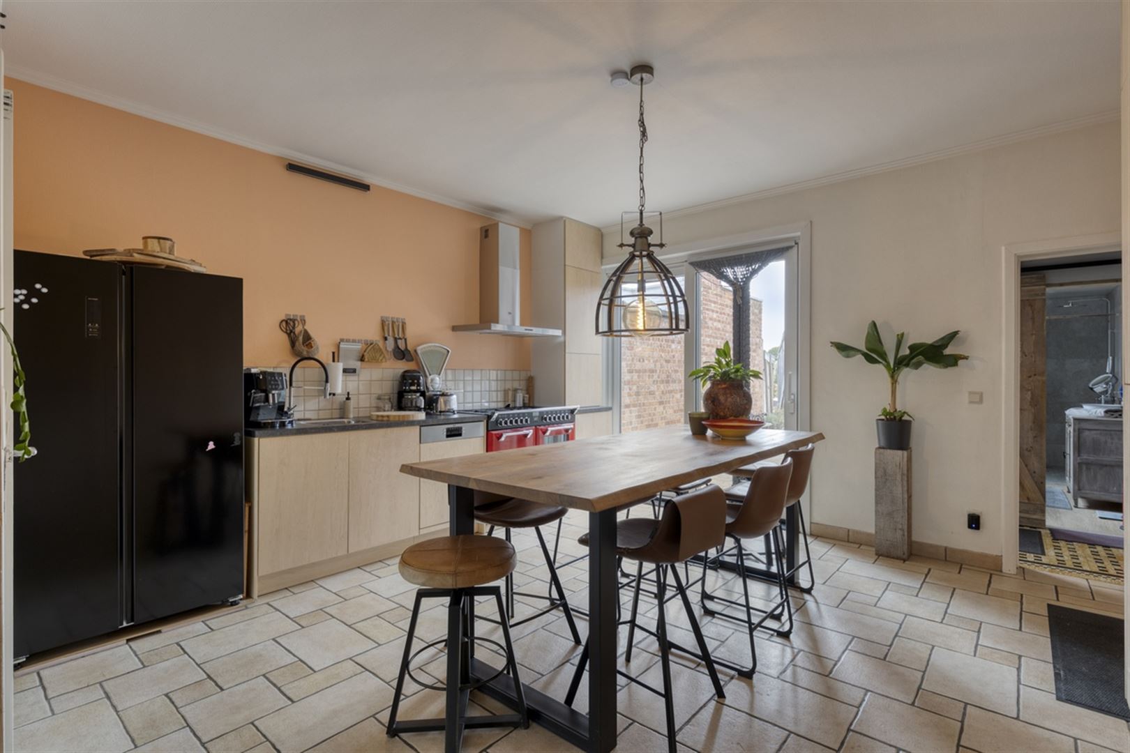 RUIME WONING MET 3 SLKS, 2 BADK & ZIJTOEGANG NAAR DE TUIN ! - foto 4
