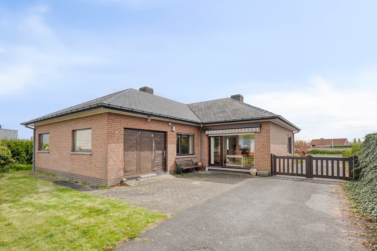 Open building with studio and garage in Zulte for sale - photo 2