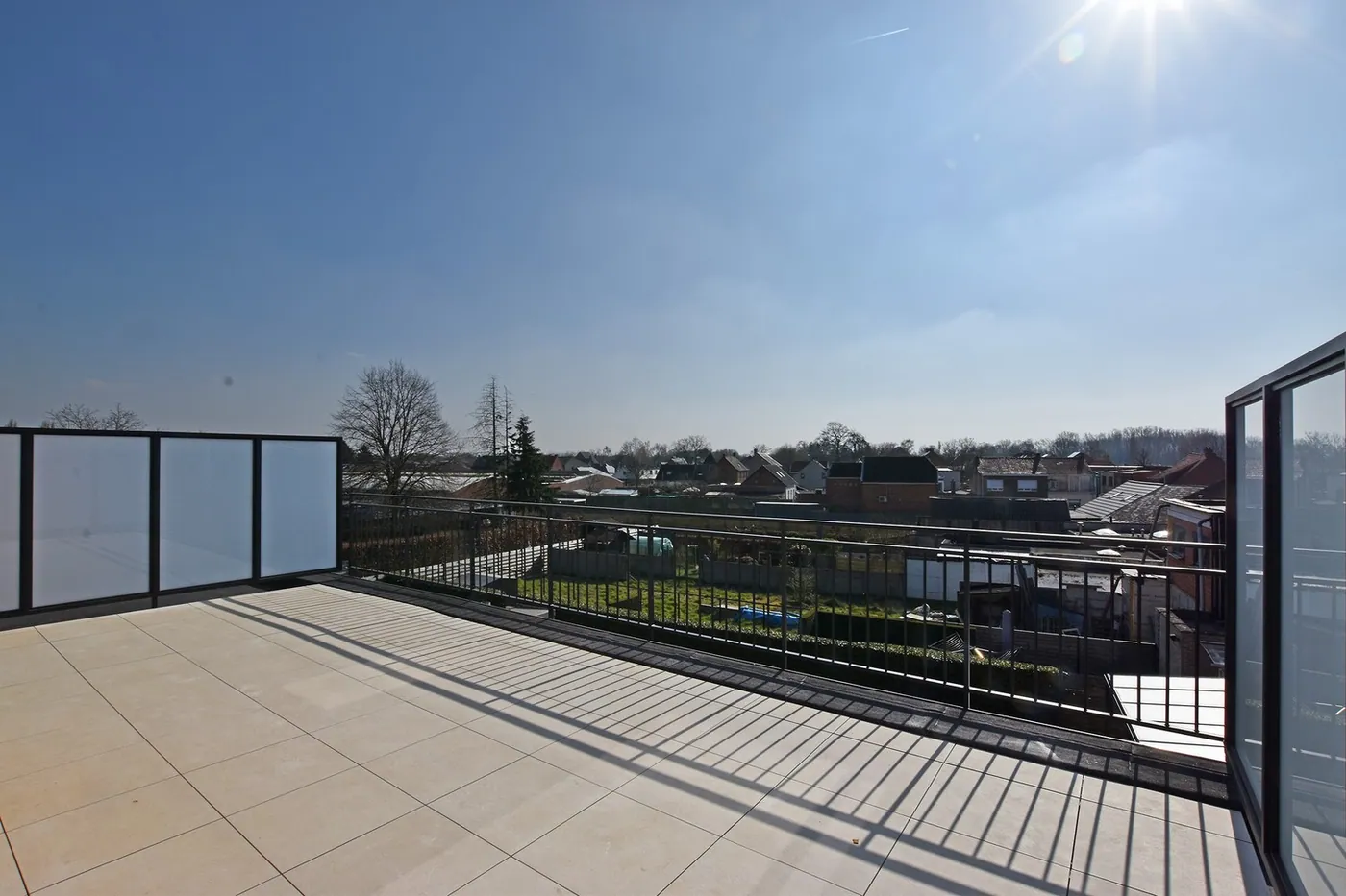 Nieuwbouwappartement met één slaapkamer en een ruim Z-terras te Broechem! - foto 2