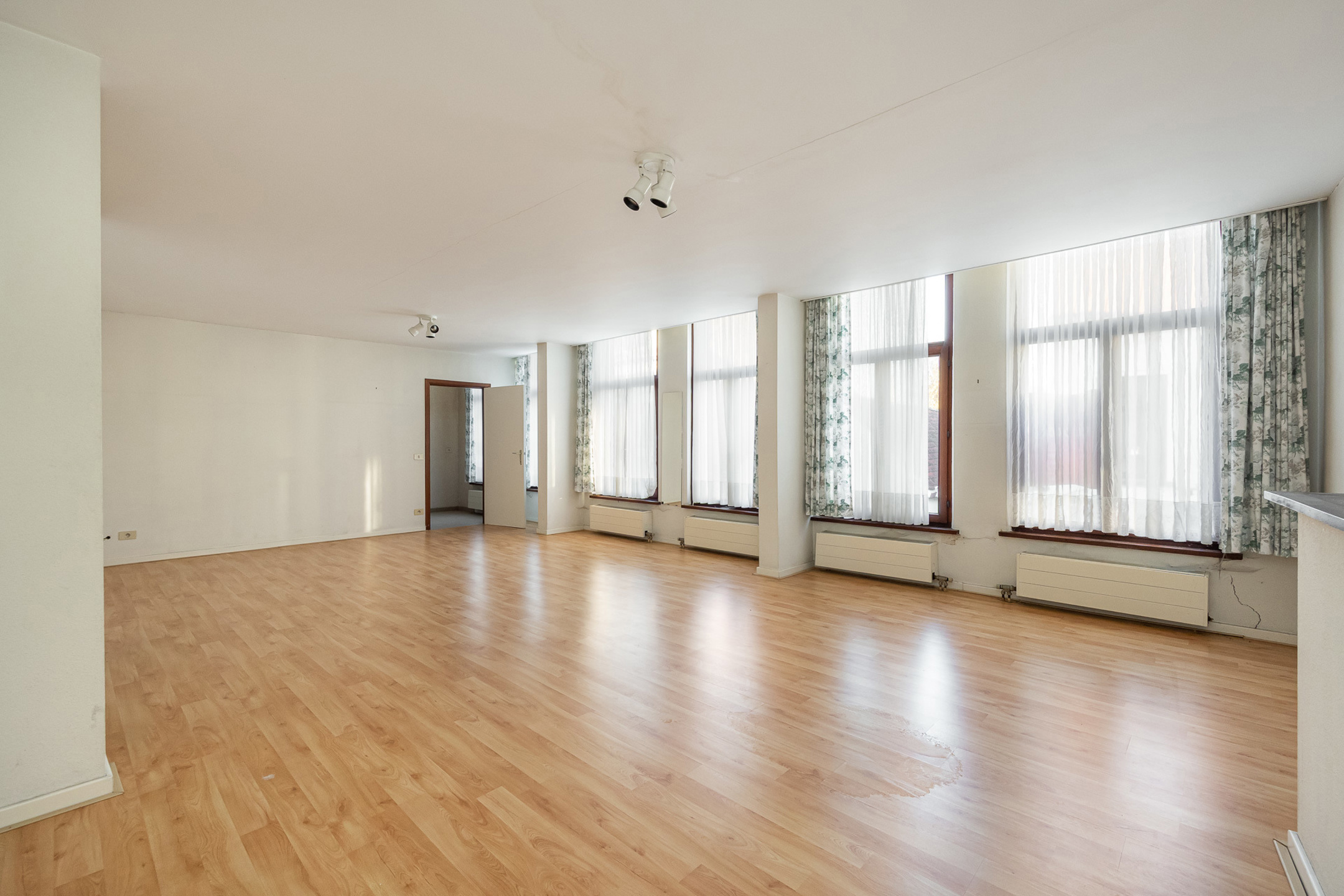 Opbrengsteigendom met garage op 307 m² te Turnhout!  - foto 3