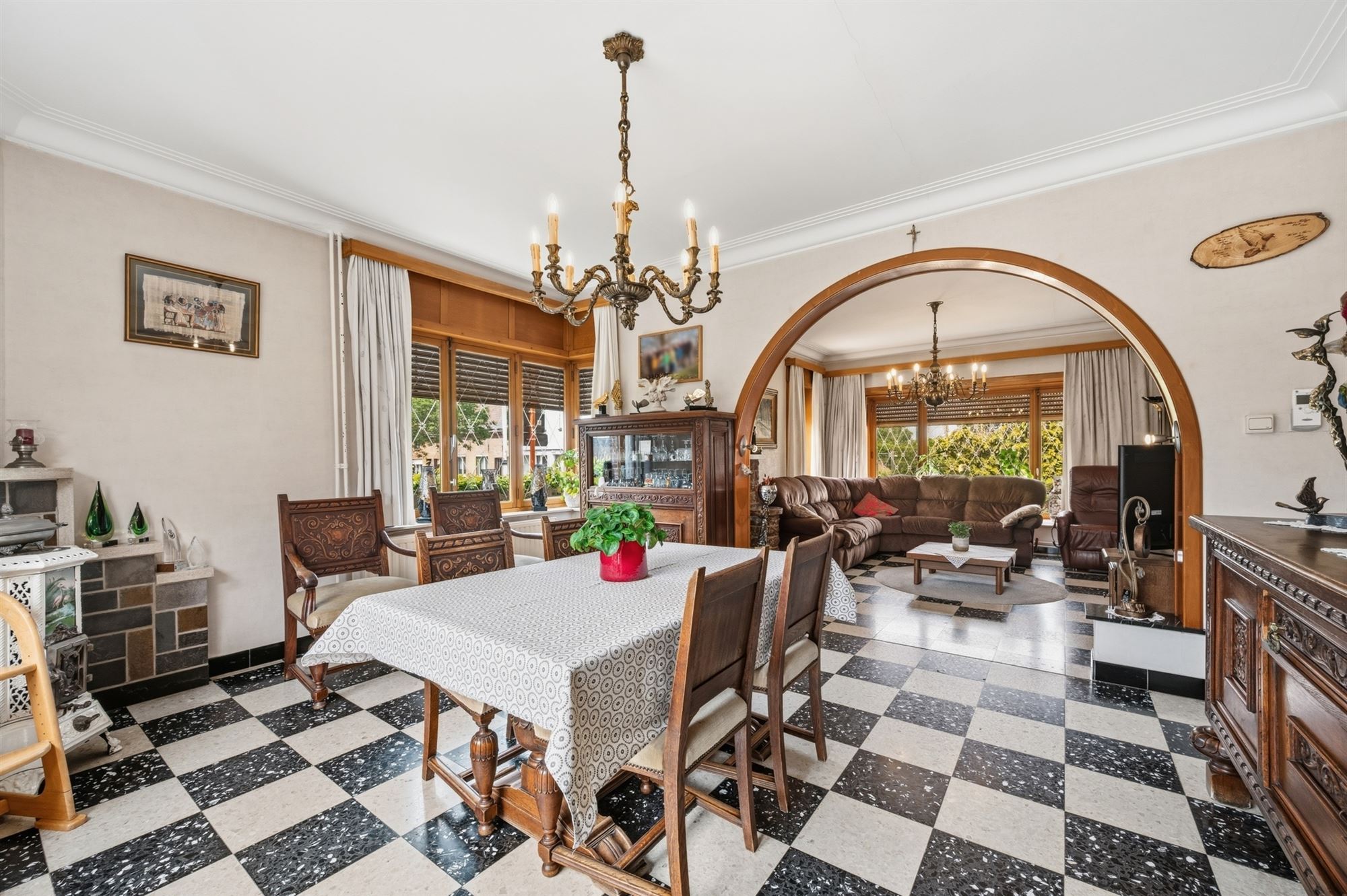 Woning met 4 kamers, garage, terras en tuin - foto 4