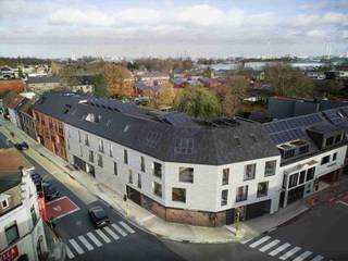 LOCATIE<br /><br />Dit handelspand/kantoor is gelegen in het project “Zuidhoek”, in het centrum van Wondelgem, op Vierweegsestraat 1-3. Wondelgem is een deelgemeente van Gent en staat bekend om zijn centrale ligging en goede bereikbaarheid door de nabijheid van belangrijke invalswegen. Het handelspand bevindt zich op een kruispunt met verschillende samenkomende wegen, wat zorgt voor maximale zichtbaarheid en veel voorbijgangers. <br /><br />GEBOUW<br /><br />Dit handelspand/kantoor wordt casco aangeboden, wat betekent dat de afwerking voor rekening van de koper is. Dit biedt de mogelijkheid om het pand volledig naar eigen wensen in te richten en te gebruiken. De grote raampartijen zorgen voor veel natuurlijk licht, wat bijdraagt aan werkcomfort en de zichtbaarheid van de ruimte. <br /><br />Voor meer info en/of een afspraak contacteer Clément 0476665521