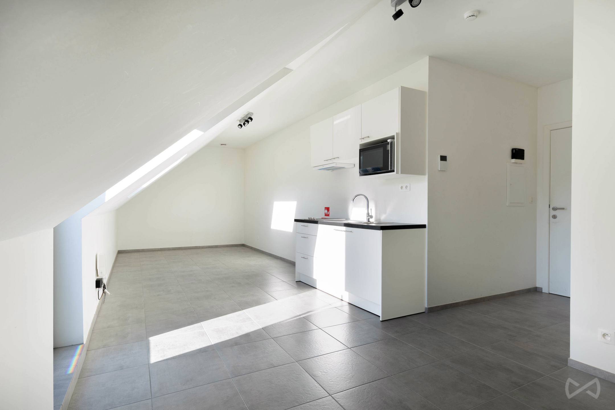 Energiezuinige studio met terras in hartje Leuven - foto 3