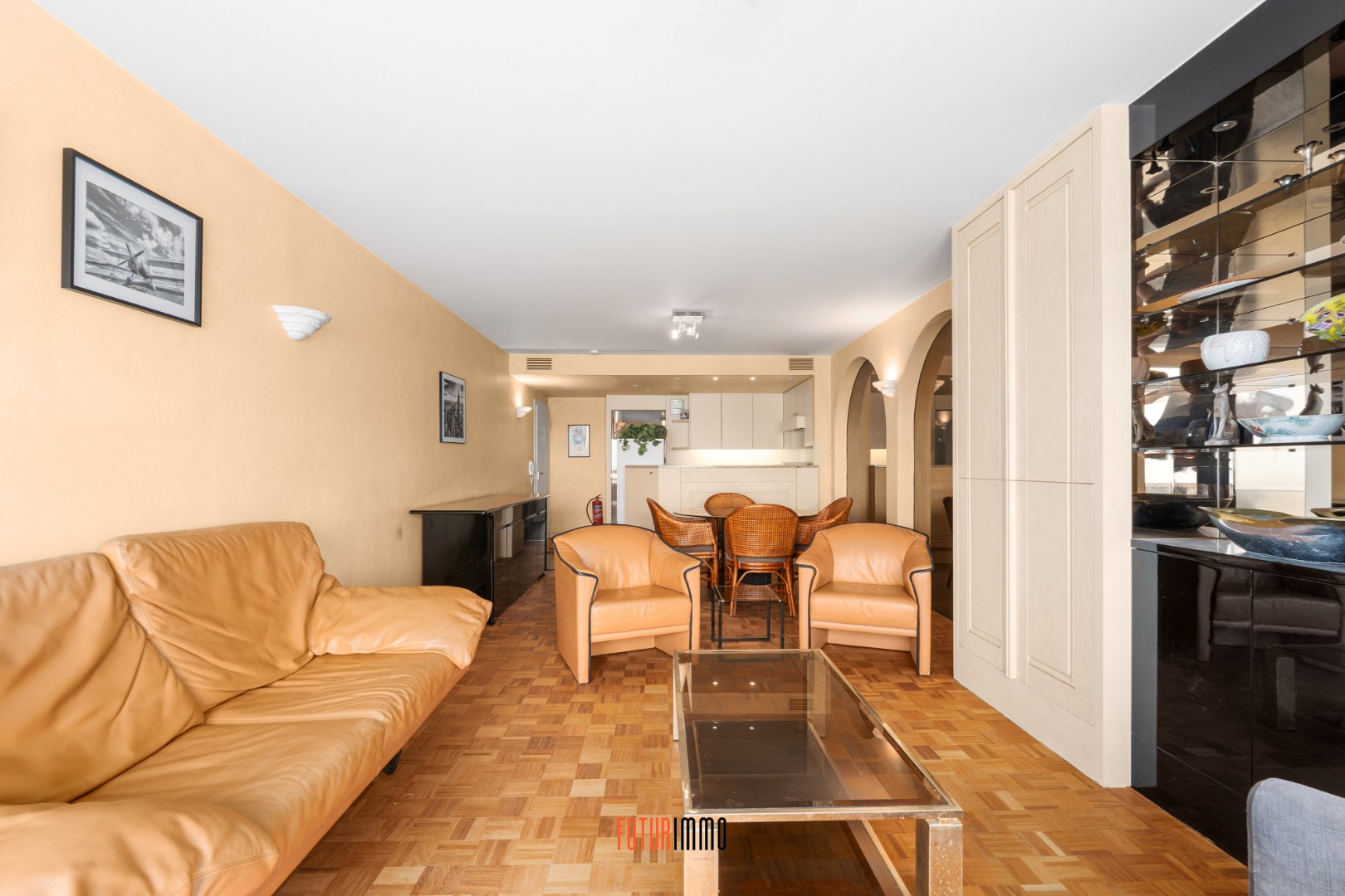 Instapklaar 2-slpk appartement te Oostende - foto 4