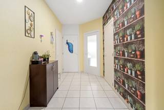 [[ DIT PAND NEEMT DEEL AAN DE ERA OPEN HUIZEN DAG OP 6/12 VAN 13:00 TOT 14:00 ]]Instapklaar appartement op de 3de verdieping met 2 slaapkamers,...