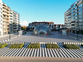 Ruime en zeer centraal gelegen gesloten garage onder het Albertplein in het commerciële hart van het Zoute aan de Zeedijk.3m breed en 7,70 meter...