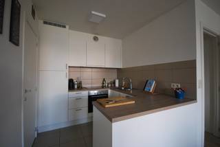 VIJFWEGENSTRAAT 95/1.2 - ROESELARENieuwbouw appartement in de residentie Parkzicht gelegen op de 1ste verdieping en bestaande uit een inkomhal,...