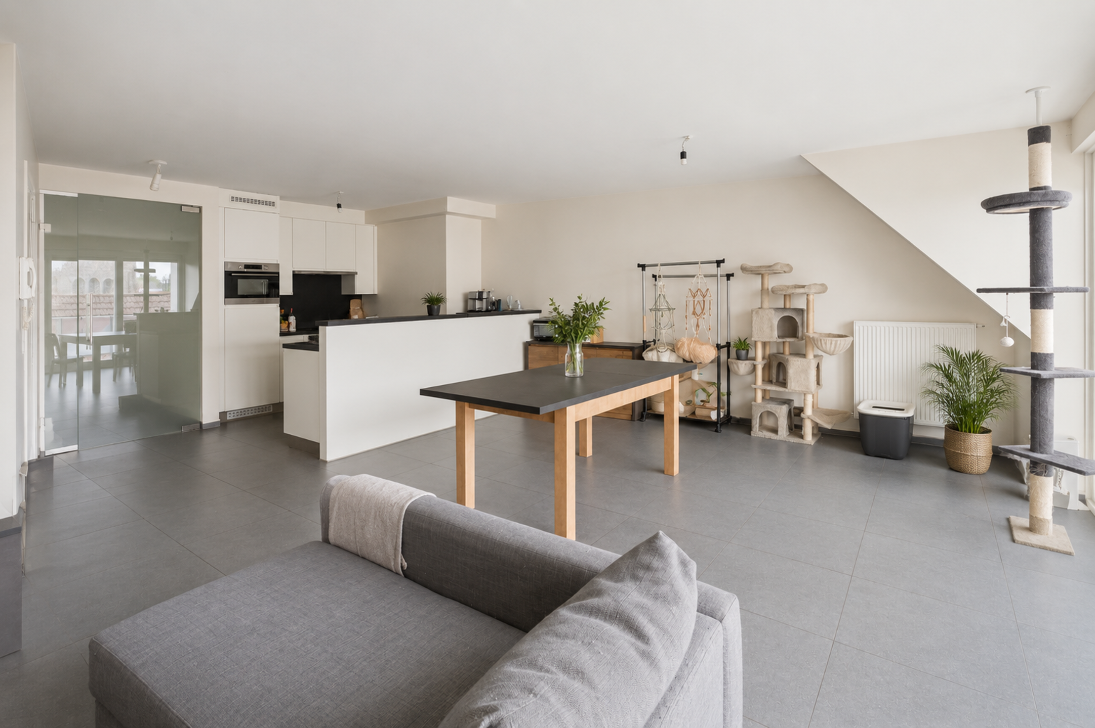 Duplex appartement in het hart van Torhout met 2 terassen! - foto 2